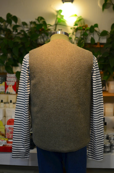 EAST HARBOUR SURPLUS - REVERSIBLE VEST