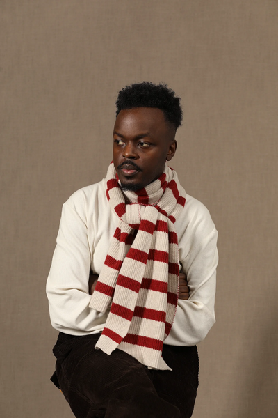 EAST HARBOUR SURPLUS - VALENTINE KNIT SCARF