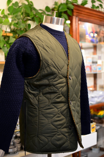 EAST HARBOUR SURPLUS - BRISTOL REVERSIBLE VEST (GREEN/BROWN/RED/GREEN PLAID)
