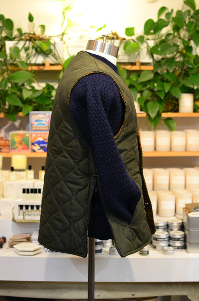 EAST HARBOUR SURPLUS - BRISTOL REVERSIBLE VEST (GREEN/BROWN/RED/GREEN PLAID)