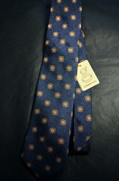 GIERREMILANO TIE (POLKA DOT SQUARE PEDALS)