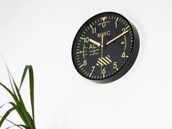 MWC - ALTIMETER WALL CLOCK (GREEN DIAL)