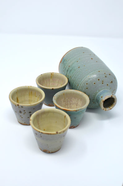 BUCKLAND CERAMICS - SAKE SET (POT & CUPS)