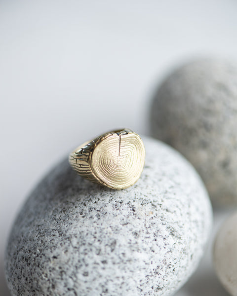 CAT BATES X PTC - TREE TRUNK - SIGNET RING (LUMBER COLLECTION)