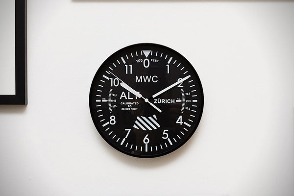 MWC - ALTIMETER WALL CLOCK