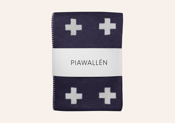 PIA WALLEN - CROSS BLANKET (LARGE)